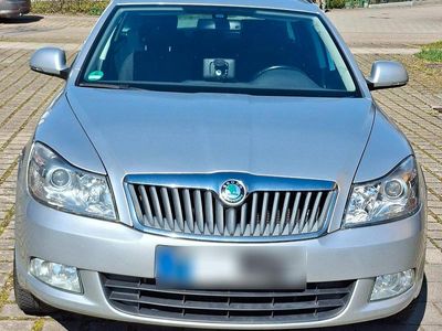 Second-hand Skoda Octavia Best of 105 CP (77 kW) 2013 Argintiu Break