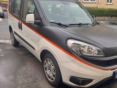 Gebraucht Fiat Doblò 120 PS (88 kW) 2016 Weiß Van / Kleinbus