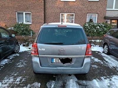 Gebraucht Opel Zafira 116 PS (85 kW) 2009 Silber Van / Kleinbus