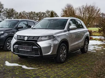 Neu Suzuki Vitara Comfort 110 PS (80 kW) 2026 Silky silver metallic SUV