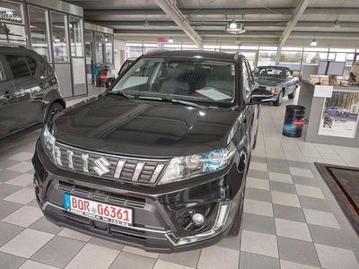 Gebraucht Suzuki Vitara Comfort+ 140 PS (102 kW) 2020 Schwarz SUV
