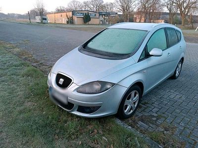 Second-hand Seat Altea XL 105 CP (77 kW) 2009 Gri Monovolum