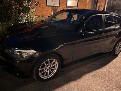 Gebraucht BMW 116 136 PS (100 kW) 2015 Schwarz Kleinwagen