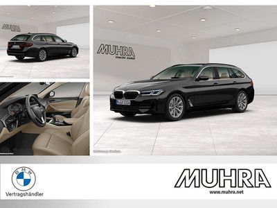 Black sapphire Gebraucht 2023 BMW 520 Luxury Line Kombi | 40.980 € (Etwas zu teuer)