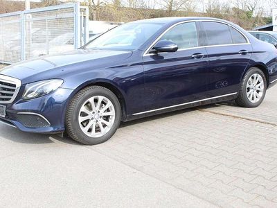 Gebraucht Mercedes E220 194 PS (142 kW) 2016 Cavansitblau  metalliclack Limousine