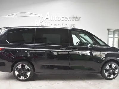 Gebraucht VW Multivan Style 204 PS (150 kW) 2024 Schwarz metallic Van / Kleinbus