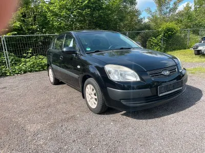 Gebraucht Kia Rio EX 97 PS (71 kW) 2009 Schwarz Limousine
