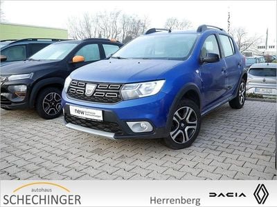 Blau Gebraucht 2020 Dacia Sandero Celebration Limousine | 12.250 € (Fairer Preis)