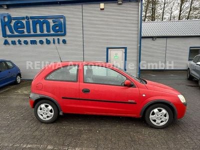 Usata Opel Corsa 75 CV (55 kW) 2001 Rosso Utilitaria