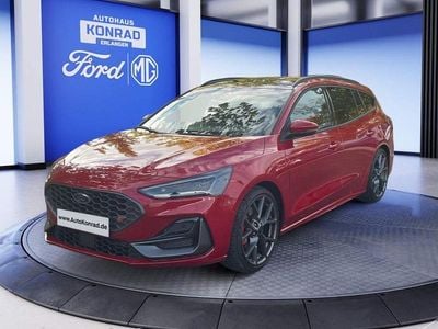 Rot Gebraucht 2025 Ford Focus ST Limousine | 37.990 € (Etwas zu teuer)