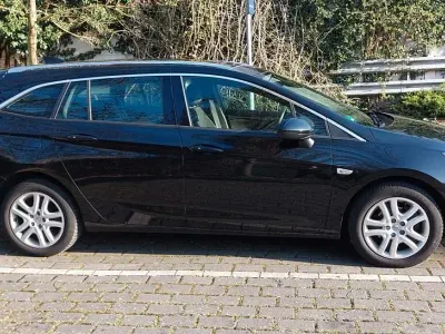 Gebraucht Opel Astra Ultimate 136 PS (100 kW) 2018 Schwarz Kombi
