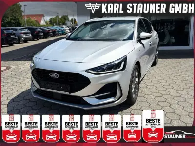 Gebraucht Ford Focus ST-Line 155 PS (114 kW) 2025 Silber Limousine