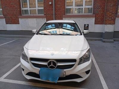 Mercedes CLA200