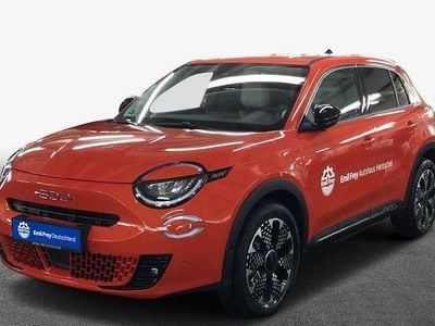 Orange Gebraucht 2024 Fiat 600E La Prima SUV | 26.404 € (Guter Preis)