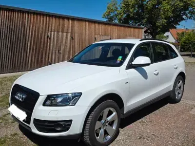 Używany Audi Q5 Sport 170 KM (125 kW) 2011 Biały SUV