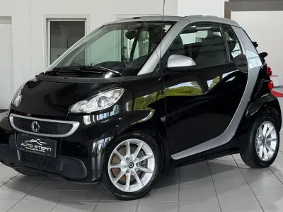 Gebraucht Smart ForTwo Cabrio Edition Flashlight 71 PS (52 kW) 2013 Silber Cabrio