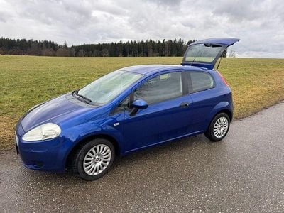 Gebraucht Fiat Punto 65 PS (47 kW) 2009 Blau Kleinwagen