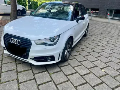 Gebraucht Audi A1 Sportback Admired 86 PS (63 kW) 2013 Weiß Kleinwagen