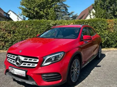 Gebraucht Mercedes GLA200 AMG 156 PS (114 kW) 2022 Rot SUV