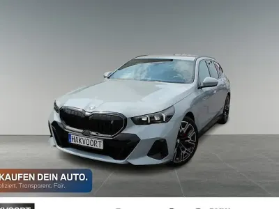 Gebraucht BMW i5 Comfort Edition 250 kW (340 PS) 2025 Grau Kombi