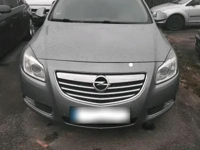 Gebraucht Opel Insignia 260 PS (191 kW) 2009 Grau Kombi