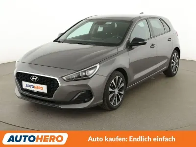 Gebraucht Hyundai i30 YES! 140 PS (102 kW) 2019 Grau Limousine