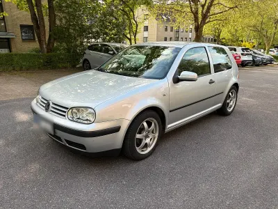 Gebraucht VW Golf IV 105 PS (77 kW) 2003 Silber Kleinwagen