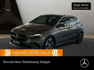 Second-hand Mercedes B200 Advanced 163 CP (119 kW) 2024 Gri Monovolum
