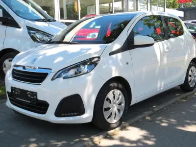 Gebraucht Peugeot 108 Active 69 PS (50 kW) 2017 Weiß Limousine