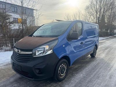 Gebraucht Opel Vivaro 90 PS (66 kW) 2015 Blau Van / Kleinbus