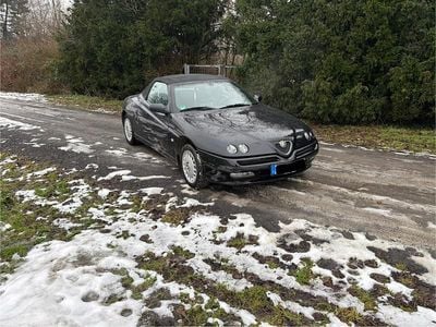 Gebraucht Alfa Romeo Spider 150 PS (110 kW) 2002 Schwarz Cabrio