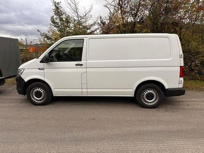 Weiß Gebraucht 2016 VW T6 Van | 8.500 € (Guter Preis)