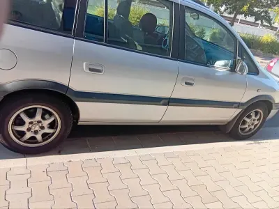 Gebraucht Opel Zafira 175 PS (128 kW) 2003 Silber Van / Kleinbus