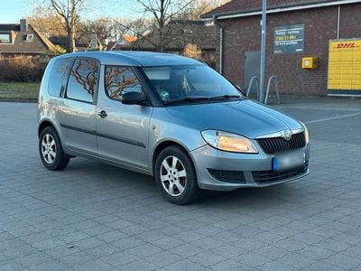 Grau Gebraucht 2010 Skoda Roomster Van / Kleinbus | 1.500 € (Etwas zu teuer)