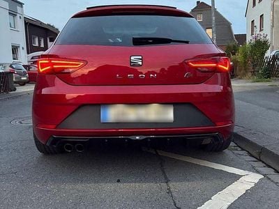 Usata Seat Leon FR 150 CV (110 kW) 2017 Rosso Berlina