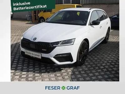 Gebraucht Skoda Octavia RS 245 PS (180 kW) 2022 Moon weiss perleffekt Kombi