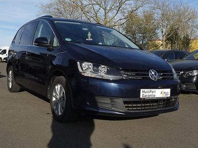 Gebraucht VW Sharan Comfortline 150 PS (110 kW) 2015 Blau Van / Kleinbus