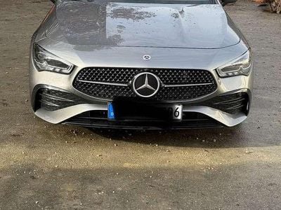 Mercedes CLA200