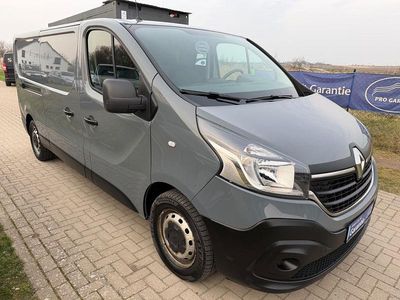 Gebraucht Renault Trafic Komfort 145 PS (106 kW) 2021 Grau Van / Kleinbus