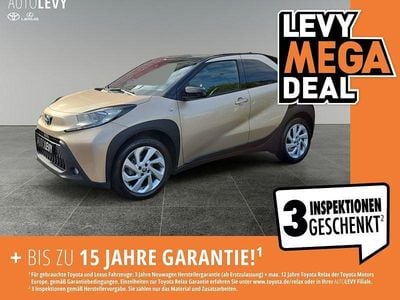 Usata Toyota Aygo X Pulse 72 CV (52 kW) 2022 Beige SUV