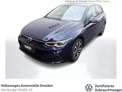 Gebraucht VW Golf VIII United 130 PS (95 kW) 2021 Blau Limousine