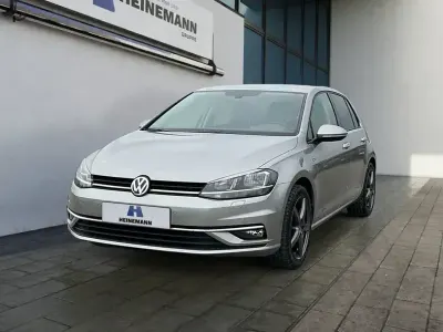 Gebraucht VW Golf VII 110 PS (80 kW) 2018 Silber Limousine