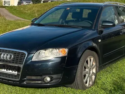 Gebraucht Audi A4 S-Line 232 PS (170 kW) 2006 Blau Kombi