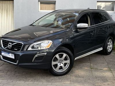 gebraucht Volvo XC60 R-Design *Xenon*Kamera*Leder*NAVI*SHZ*