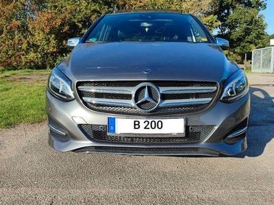 Mercedes B200