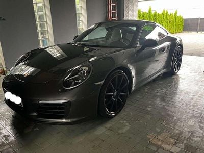 Porsche 911 Carrera