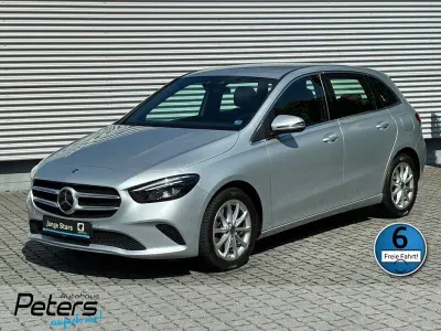Gebraucht Mercedes B250 Progressive 160 PS (117 kW) 2022 Silber Kleinwagen