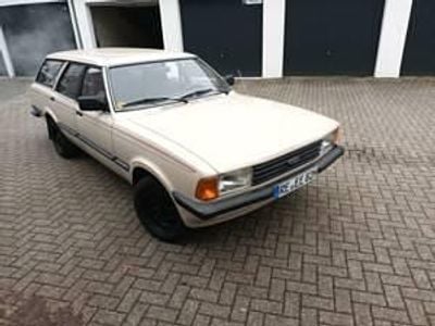 Second-hand Ford Taunus 90 CP (66 kW) 1982 Bej Break