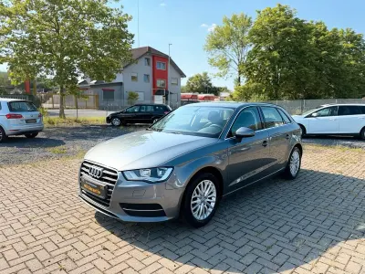 Gebraucht Audi A3 Ambiente 150 PS (110 kW) 2015 Monsungrau metallic Limousine
