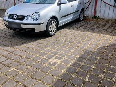 Gebraucht VW Polo 70 PS (51 kW) 2003 Silber Limousine